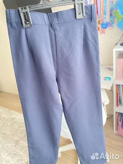 Брюки школьные синие для девочки 122 размер