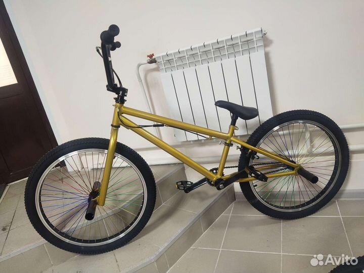 Новый трюковой BMX 24