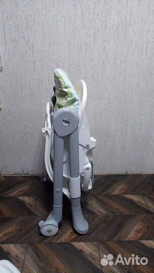 Стульчик для кормления CAM