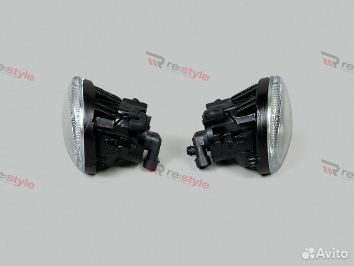 Туманки Toyota Wish 10 03-05г Уст комп