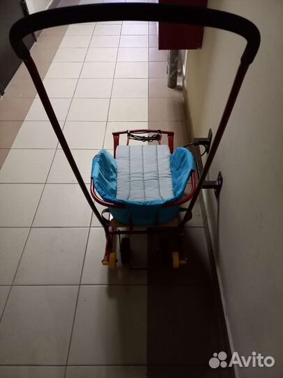 Детские санки на колесах