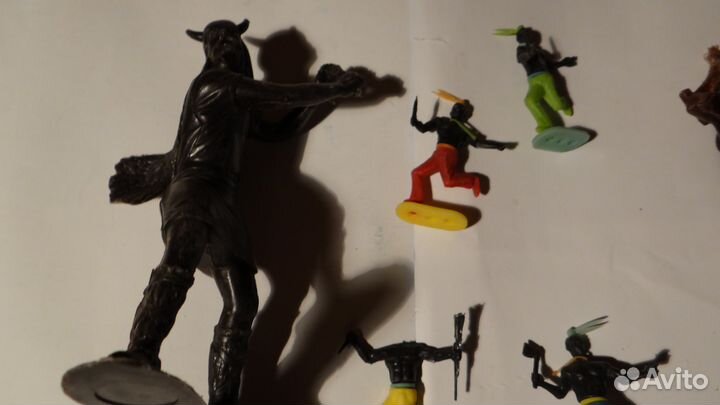 Набор солдатиков пластмассовых 80-х годов 6 штук