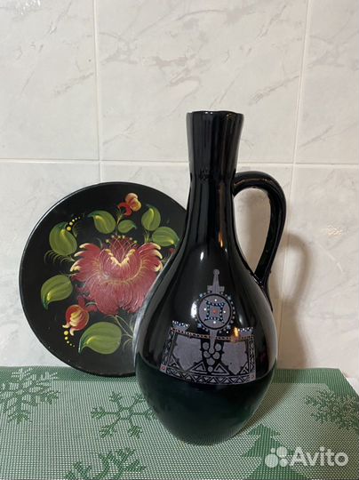 Кувшин/керамика,Тарелка/дерево