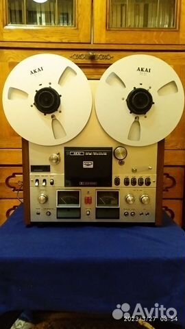 Катушечный магнитофон akai Revox