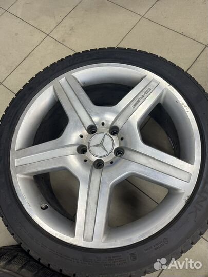 Диски на Mercedes амд Р 19 разно широкие