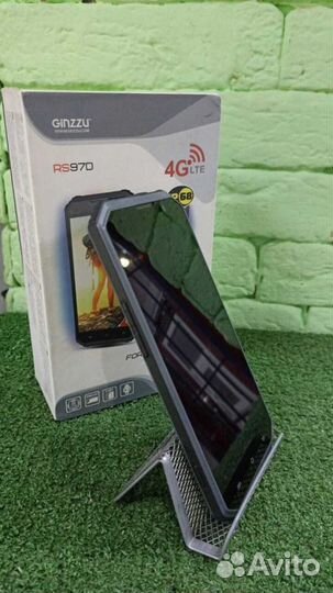 Ginzzu RS97D, 2/16 ГБ