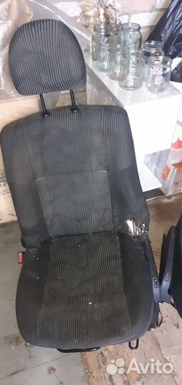 Сиденья передние Рено Логан1