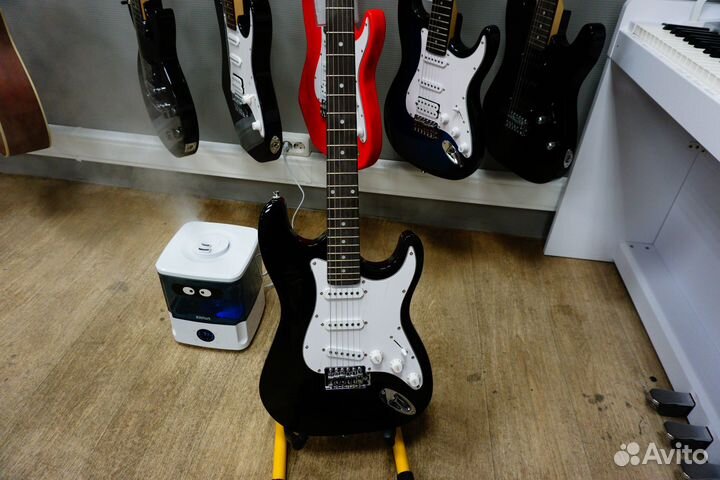 Электрогитара