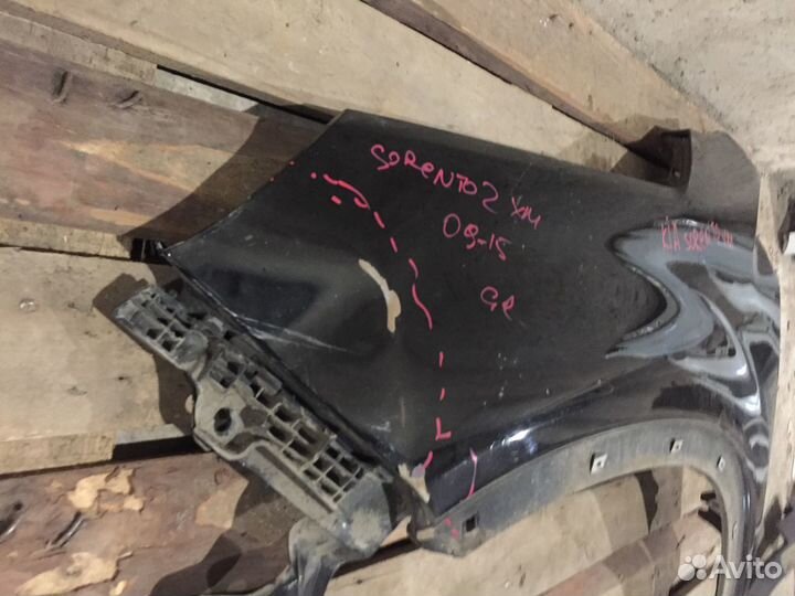 Kia Sorento xm Крыло передние левое