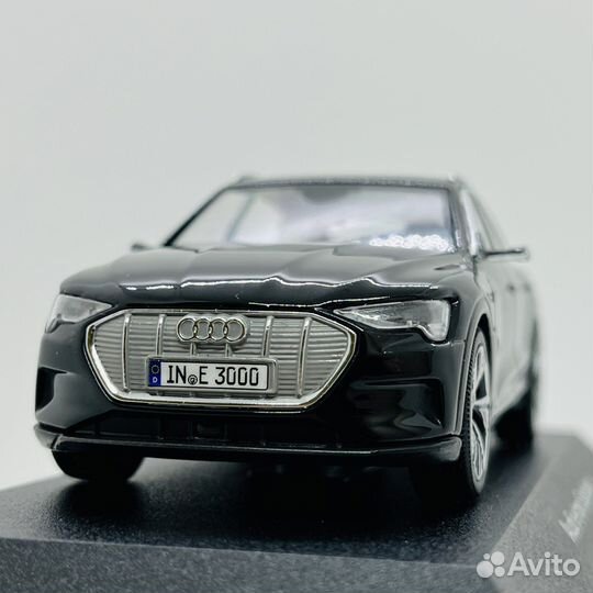 Audi e-tron Sportback iScale 1:43