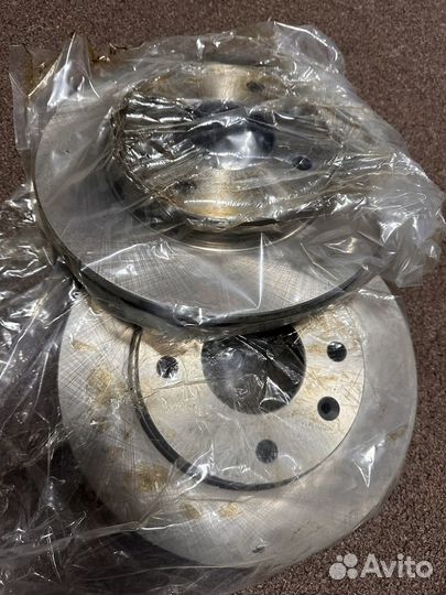 Тормозной диск передний meyle 37-15 521 0039