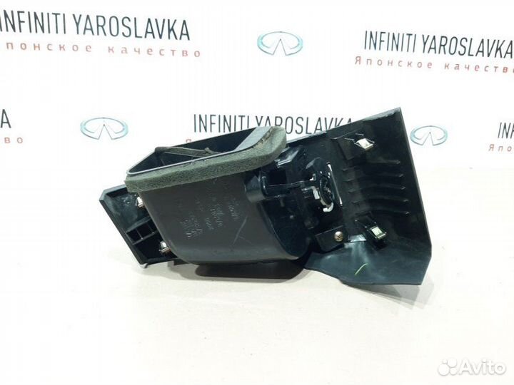 Воздуховод правый Nissan Murano Z50 VQ35DE 2007