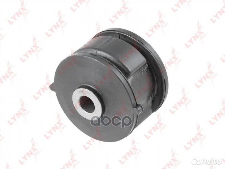 Сайлентблок рычага подвески зад прав/лев B8