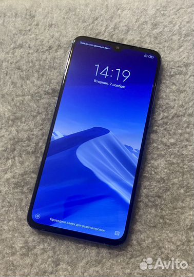Xiaomi Mi 9, 6/64 ГБ