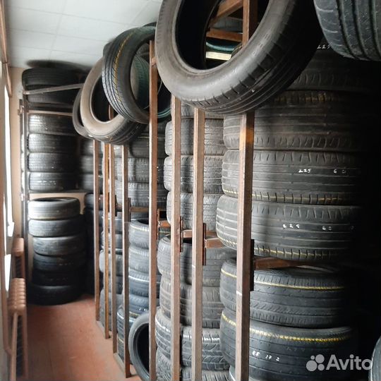 Bridgestone Blizzak Revo GZ 225/50 R17