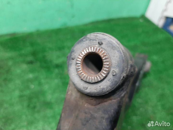 Рычаг передний левый нижний Hyundai Matrix 2004