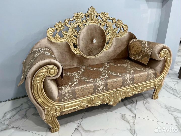 Диван банкетка