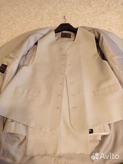 Костюм мужской