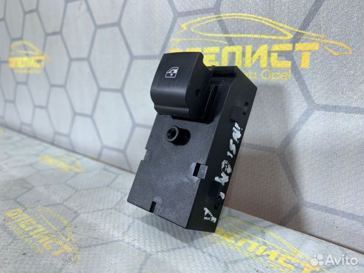 Кнопка стеклоподъемника задняя Opel Insignia A