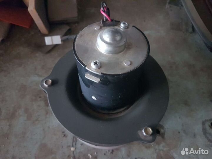 Двигатель отопителя