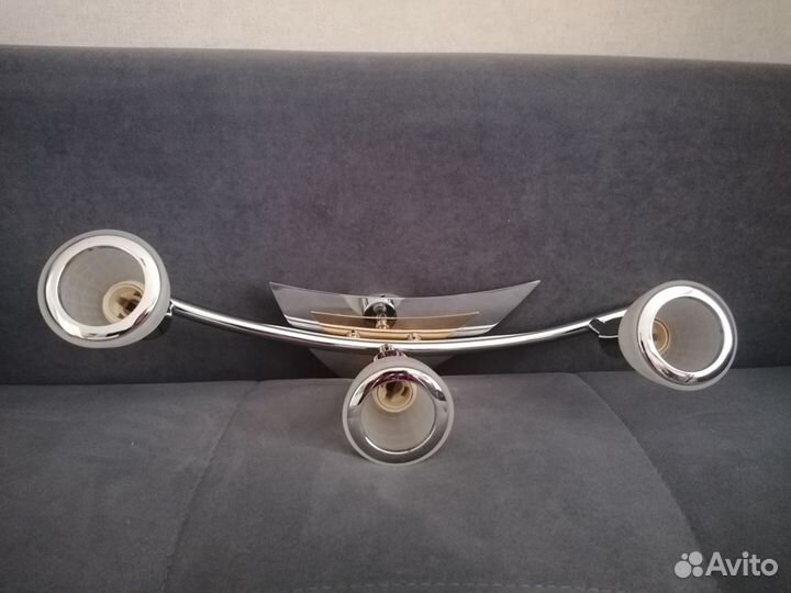 Светильник-спот настенный