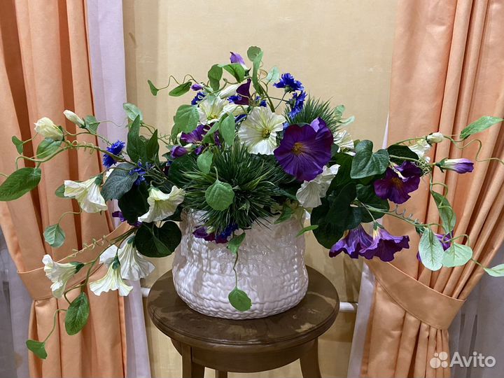 Кашпо горшок для цветов