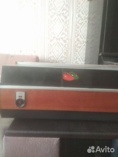 Продам электрофон