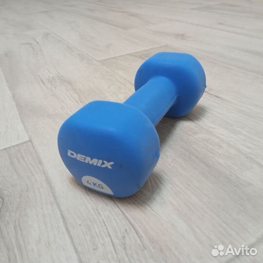 Гантеля 4 кг