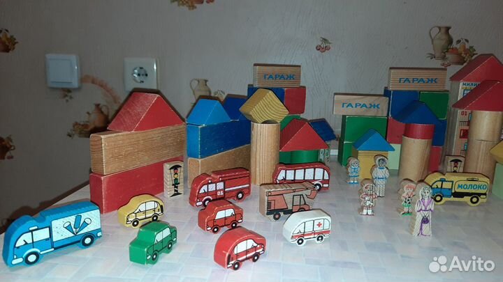 Деревянный конструктор Томик