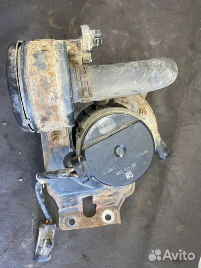 Насос вторичного воздуха