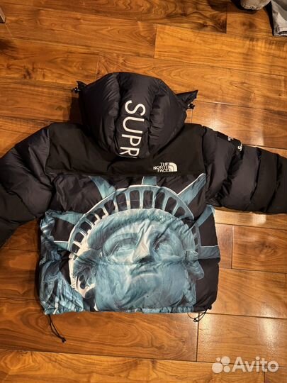 Пуховик supreme the north face