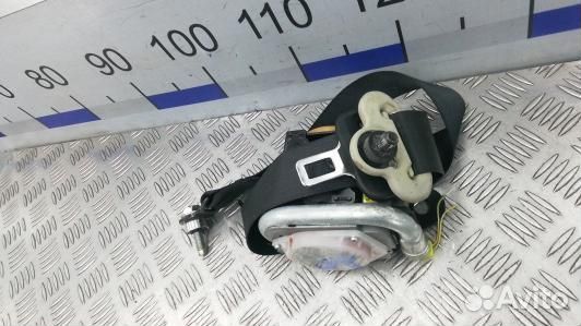 Ремень безопасности с пиропатроном сиденья передне