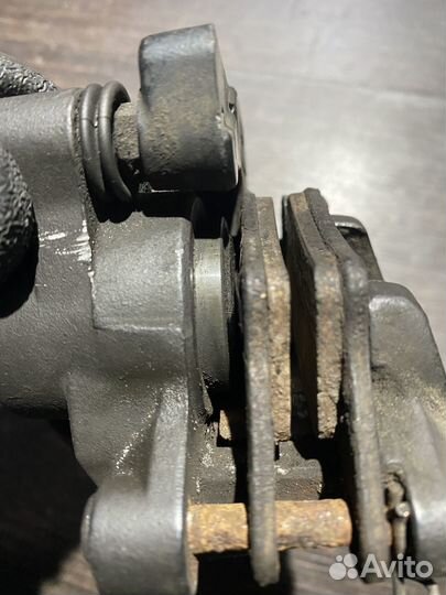 Задний тормозной суппорт для BMW F650CS