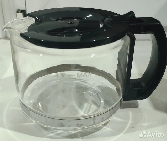 Кофеварка со встроенной кофемолкой Redmond