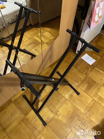 Стойка для клавишных инструментов