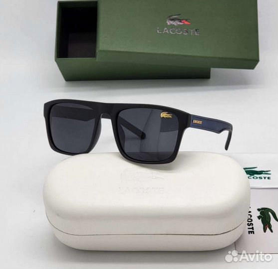 Солнцезащитные очки Lacoste