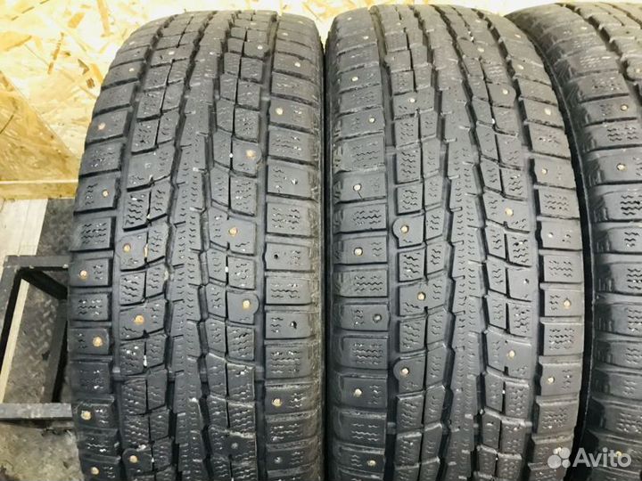 Dunlop SP Winter Ice 01 205/60 R16 92T