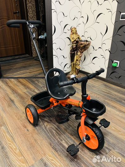 Детский трехколесный велосипед