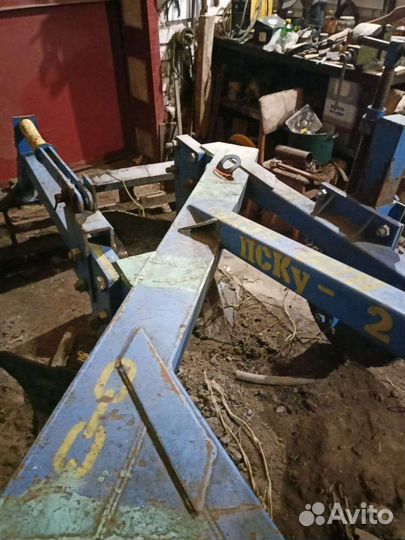 Плуг для трактора