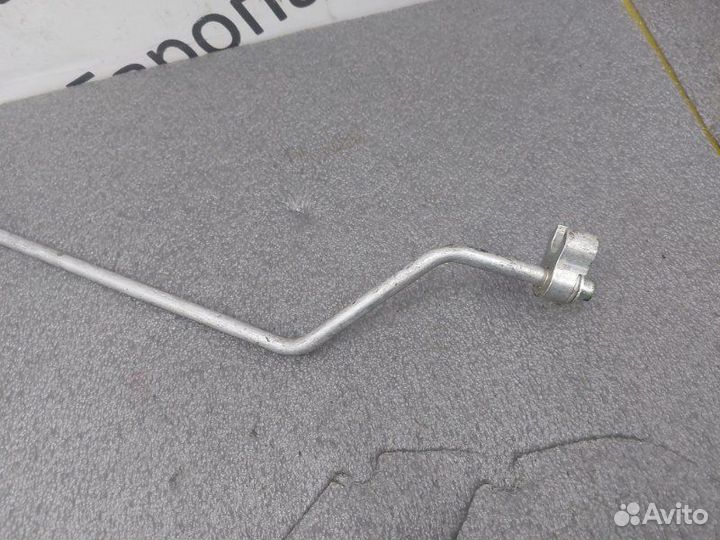 Трубка кондиционера Jeep Grand Cherokee WK2 3.0D