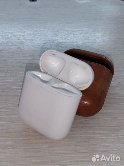Airpods 2