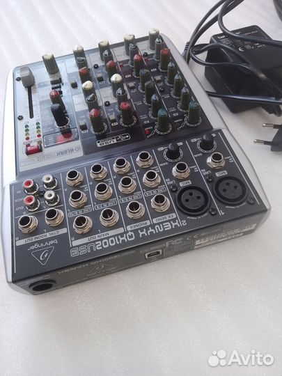 Behringer xenyx QX1002usb Микшерный пульт