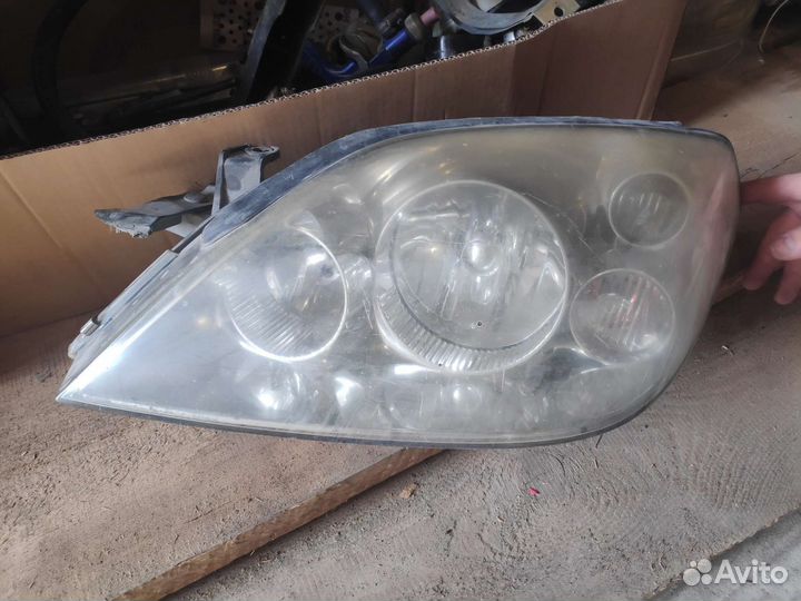 Фары на Nissan Primera