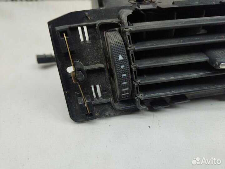 Воздуховод правый Audi A6 (C5) TDI 2001 г.в