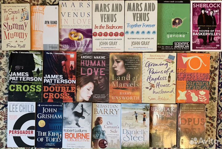 Много книг на английском языке