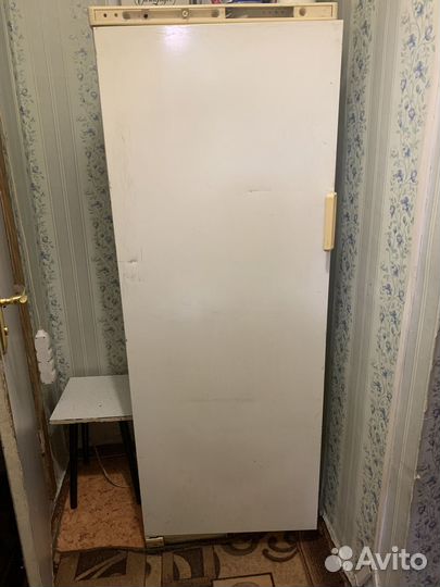 Морозилка / морозильная камера большая