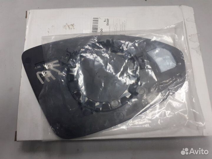 Зеркальный элемент Chevrolet Cruze J300 F16D4