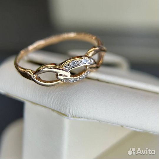 Золотое кольцо 585 золото