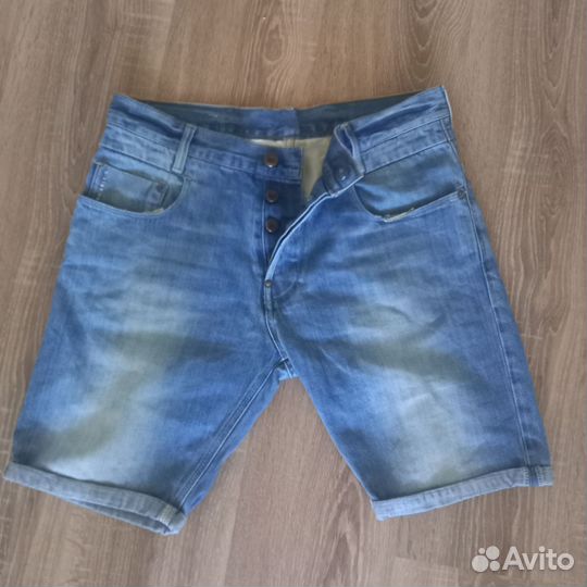 Джинсовые шорты