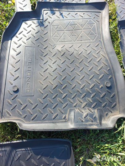 Автомобильные коврики